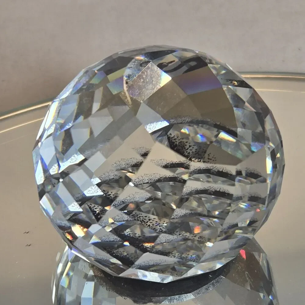 Swarovski Crystal Paper Weight, Black Swan, SCS 92-95 Renewal 1.6